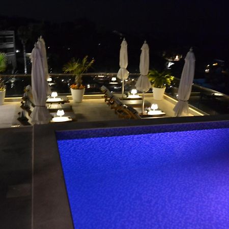 Kalamper Apartments Dobra Voda Luaran gambar