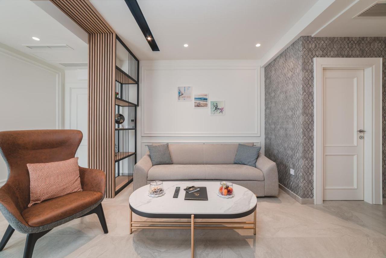 Kalamper Apartments Dobra Voda Luaran gambar