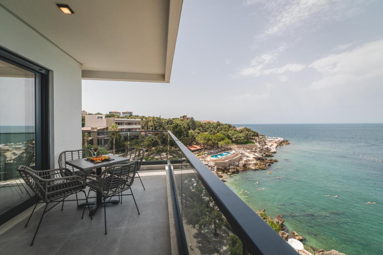Kalamper Apartments Dobra Voda Luaran gambar