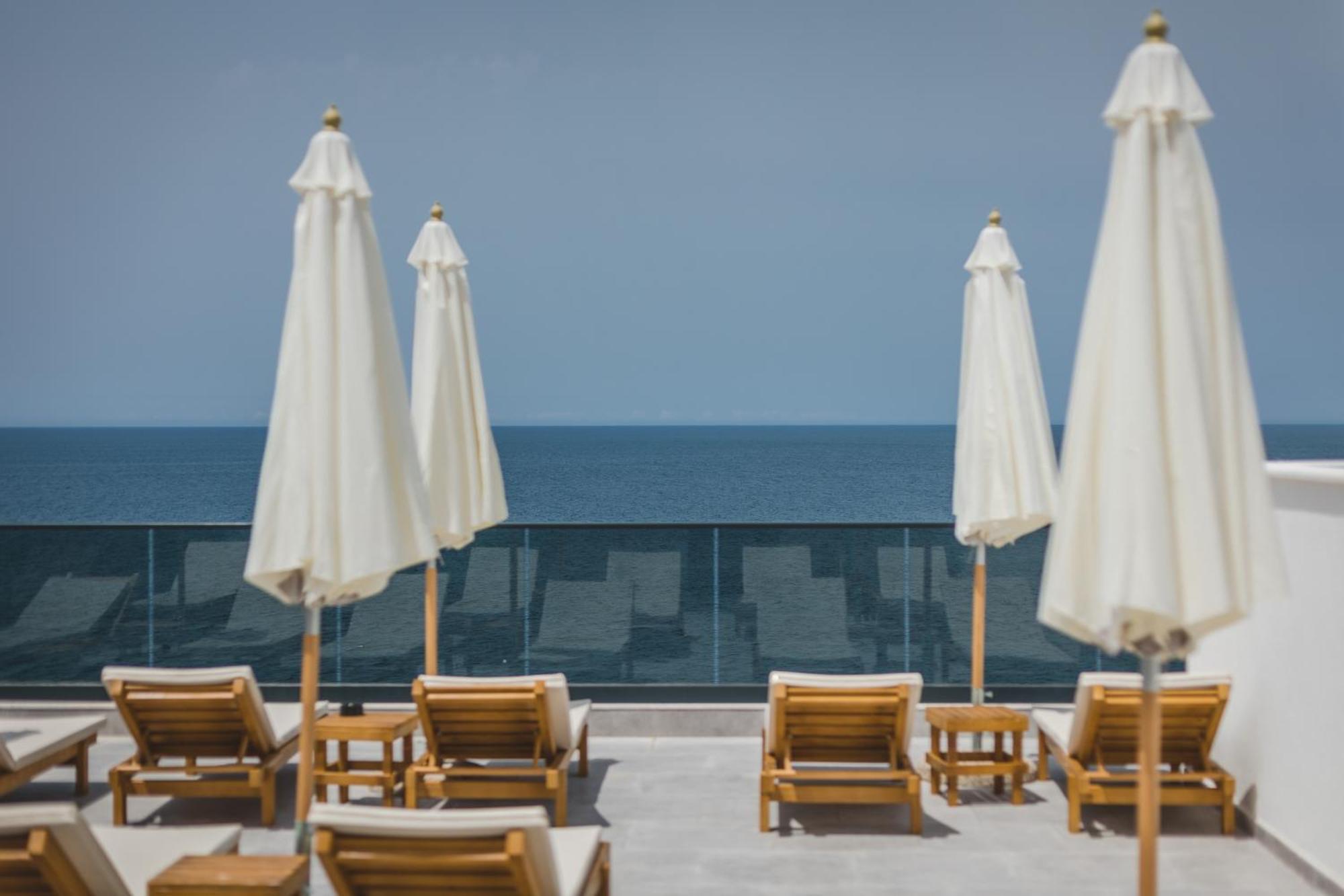 Kalamper Apartments Dobra Voda Luaran gambar
